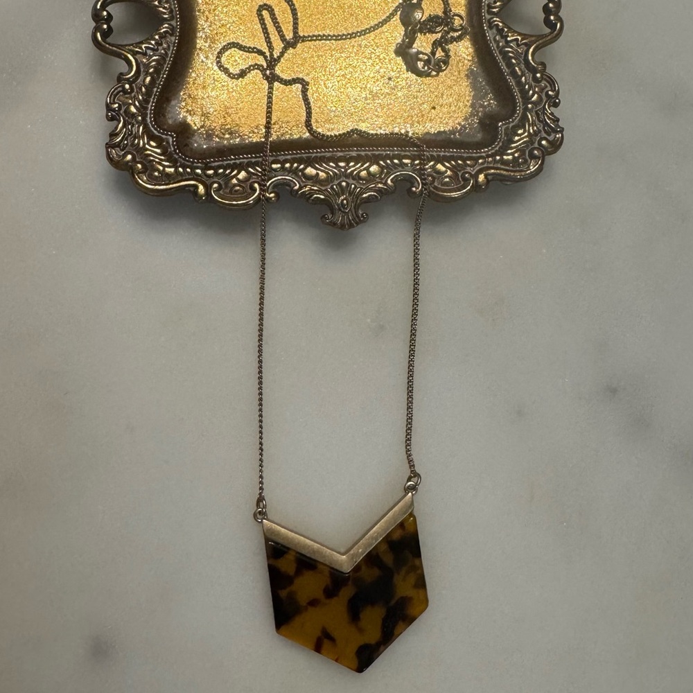 Tortoiseshell Pendant Necklace